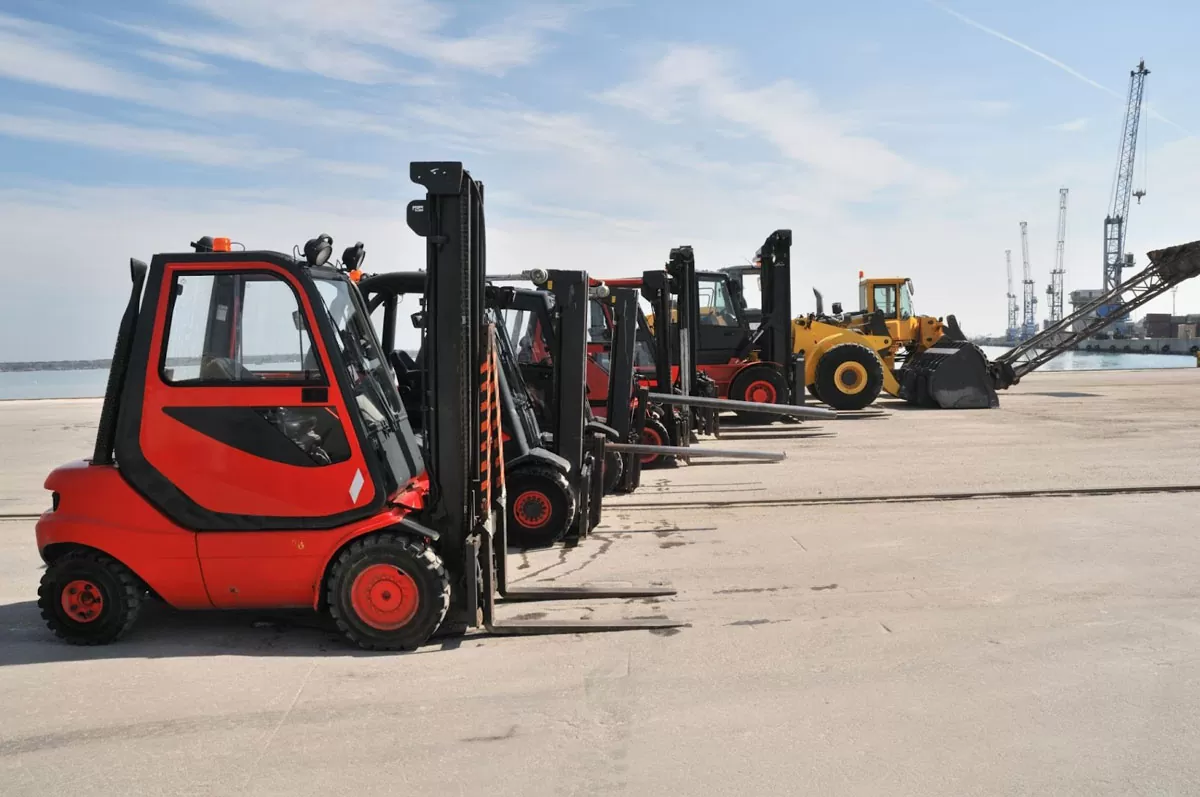 How to tell if you need an extra forklift
