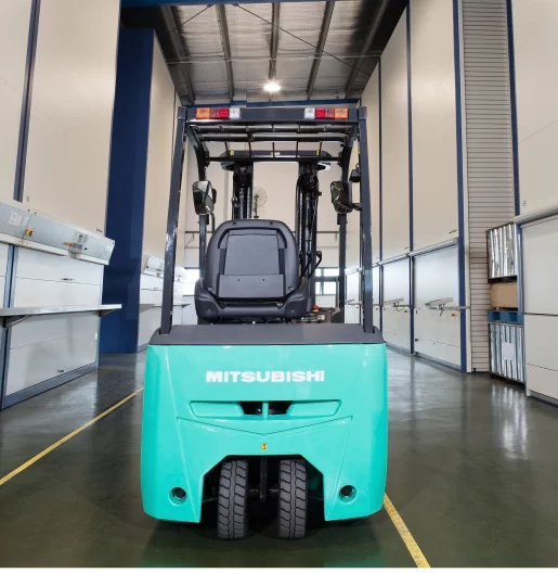 Why Hire An Electric Forklift From Triwest Forklifts